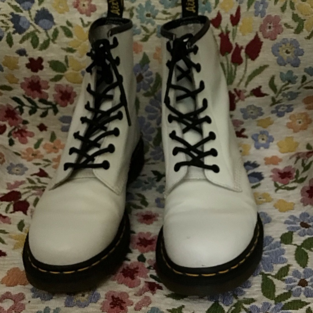 Dr. Martens White Lace Up 11821 Ankle Boots